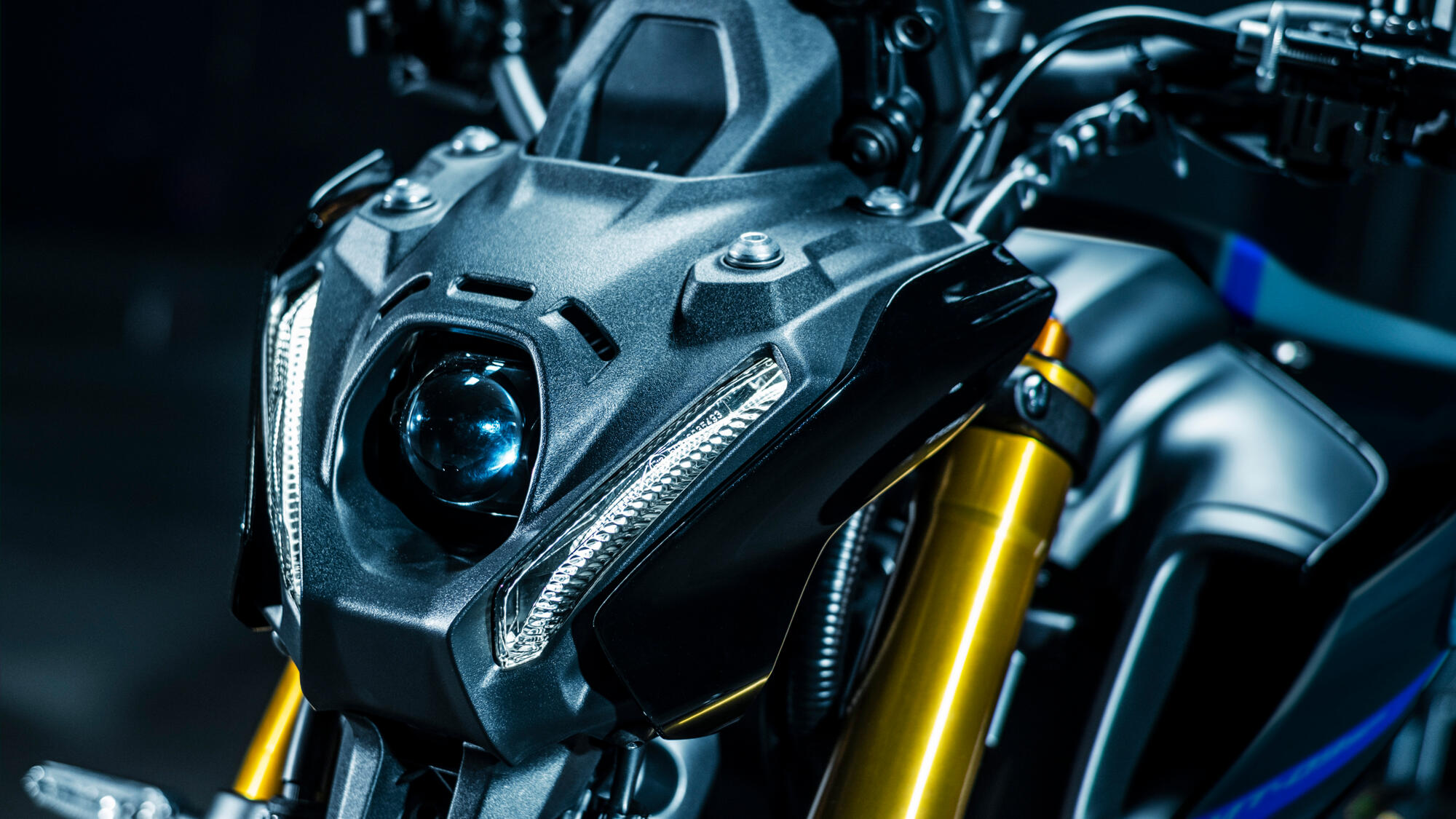 2022-Yamaha-MT09DX-EU-Detail-008-03