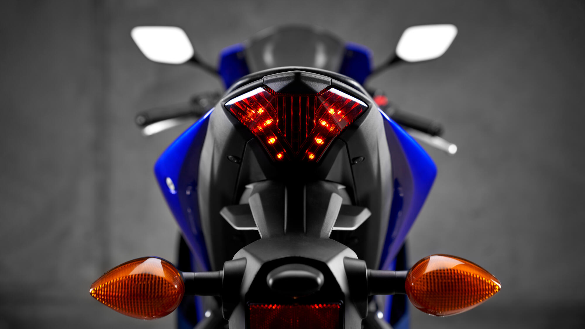 2022-Yamaha-YZF-R320-EU-Detail-014-03