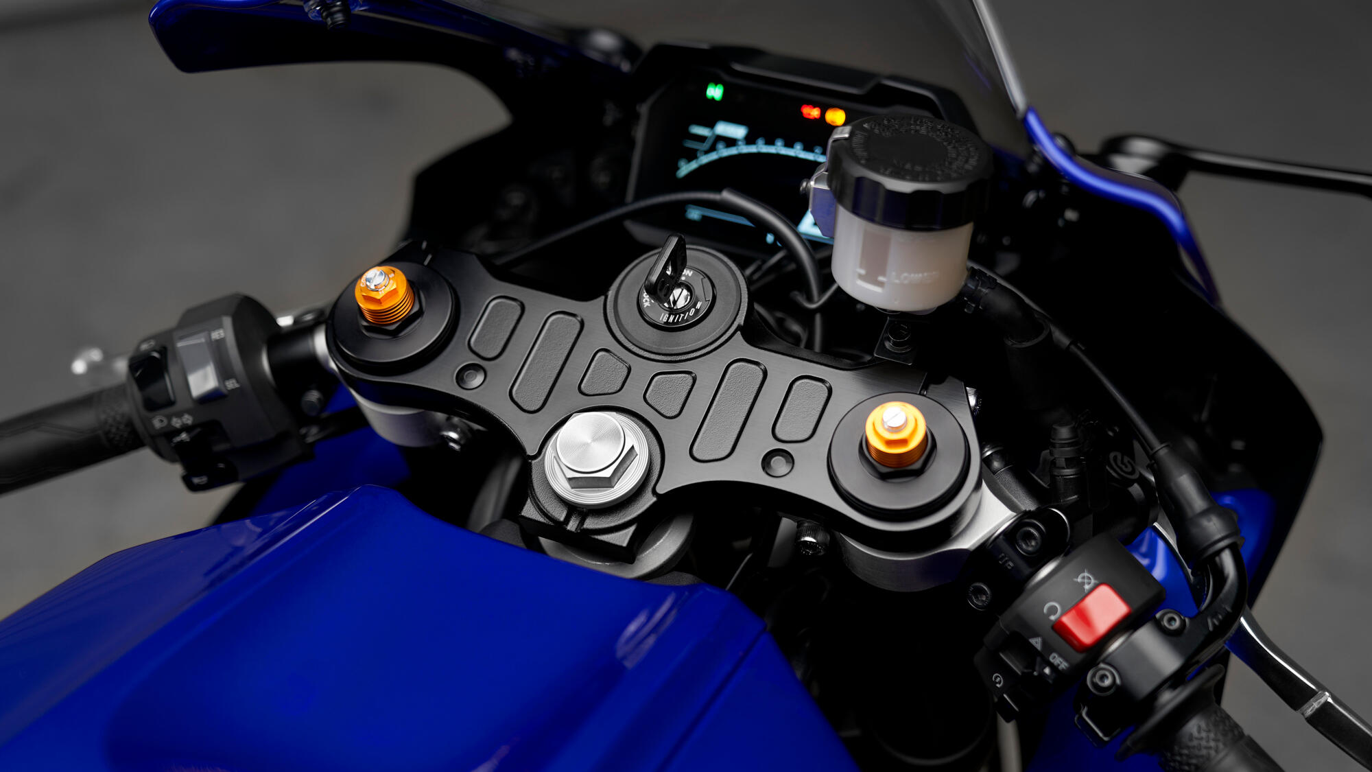 2022-Yamaha-YZF700R7-EU-Detail-009-03