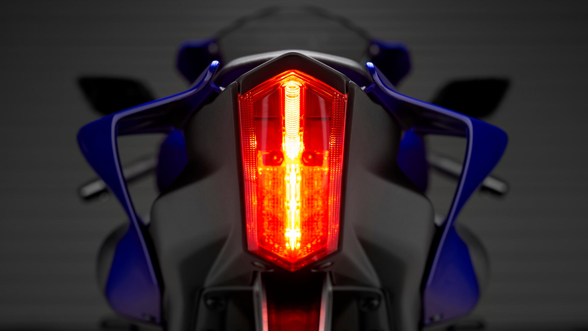 2022-Yamaha-YZF700R7-EU-Detail-023-03