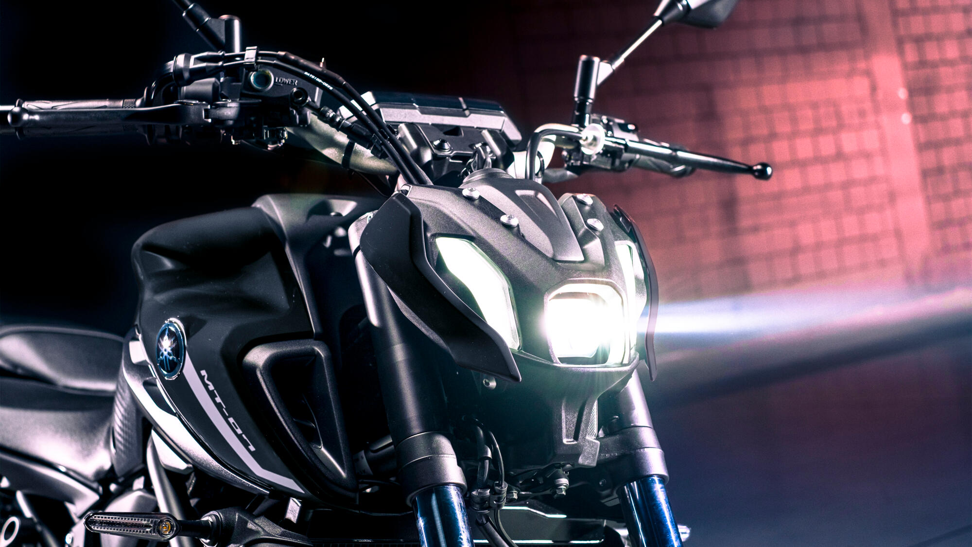 2023-Yamaha-MT07AB-EU-Detail-004-03
