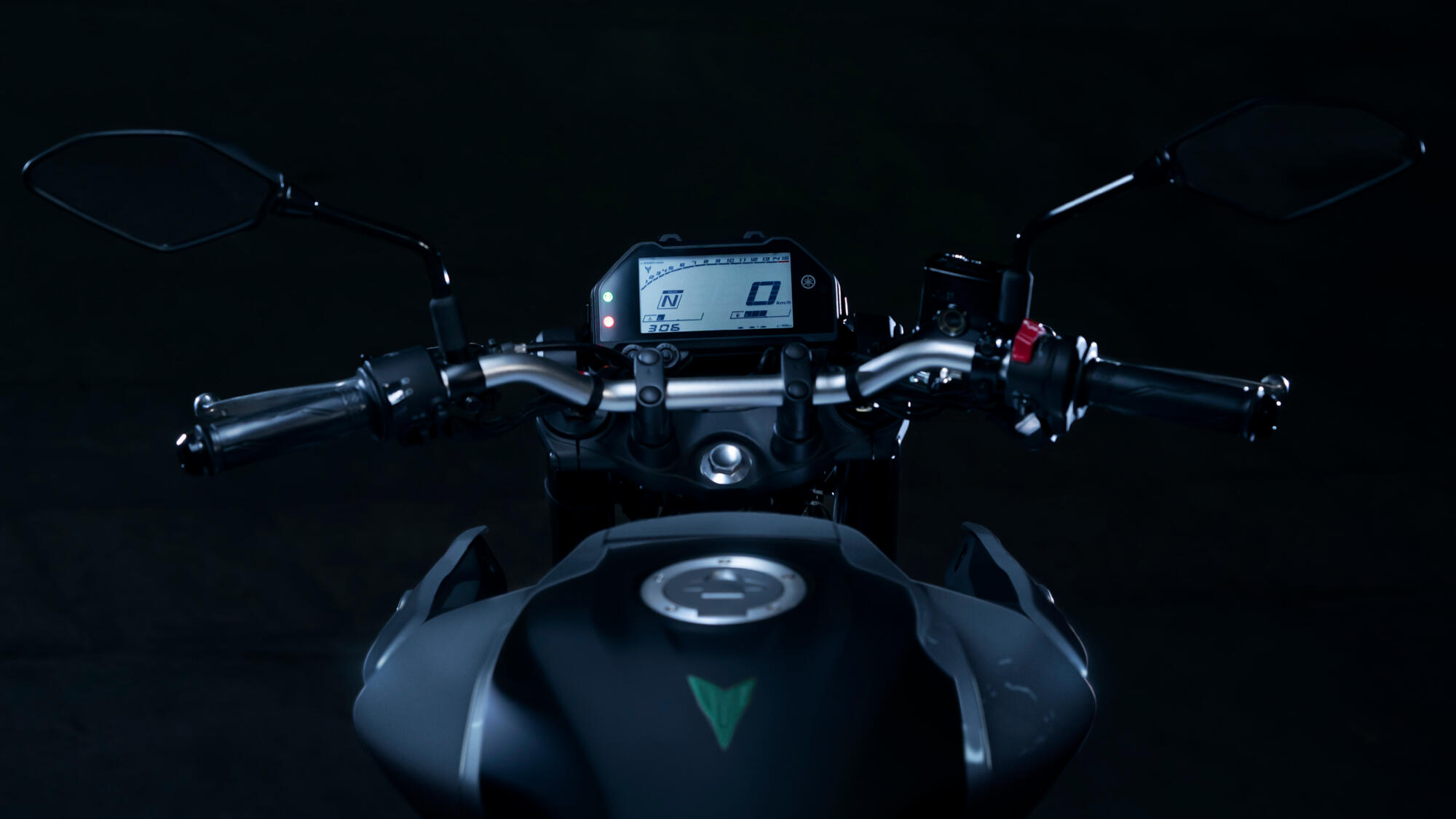 2023-Yamaha-MT320-EU-Detail-005-03