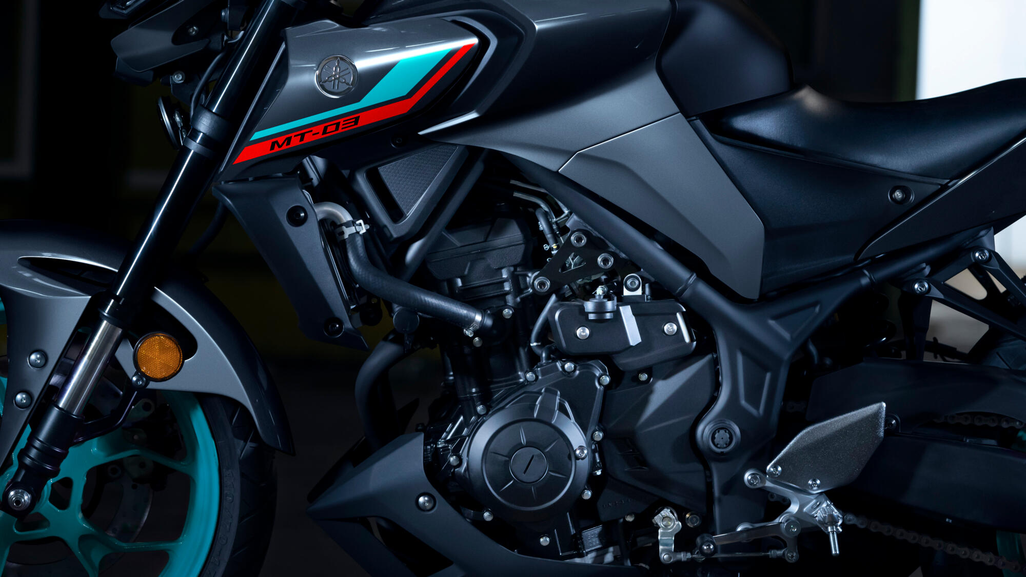 2023-Yamaha-MT320-EU-Detail-007-03